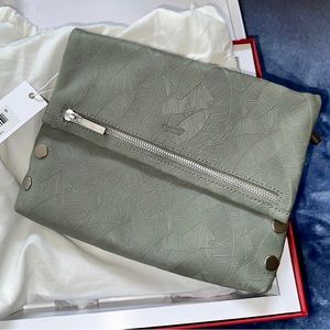 Brand new Hammitt VIP crossbody purse in pistachio green